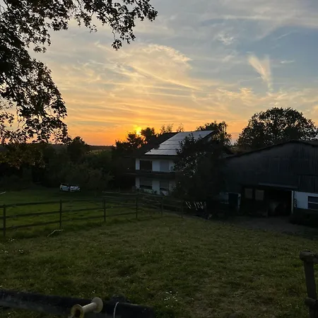 Auf Dem Bauernhof - Hermanns Apartman Strassenhaus
